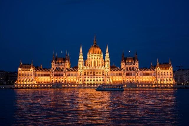 Downtown Studio Next To The Basilica Budapest Bagian luar foto